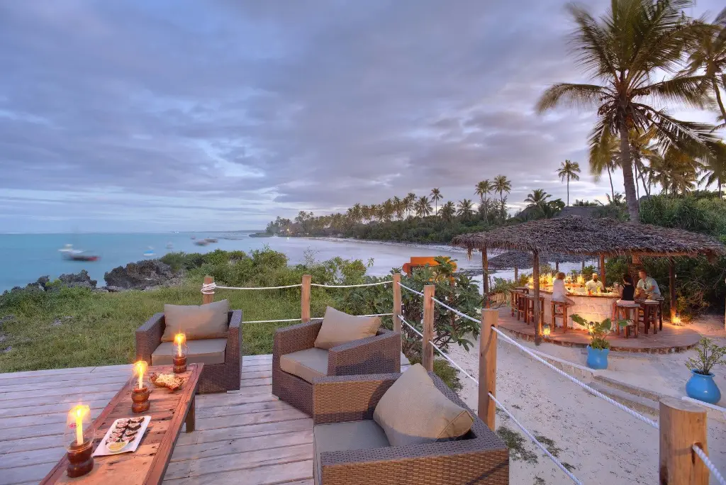 11-day-tanzania-safari-zanzibar-beach8