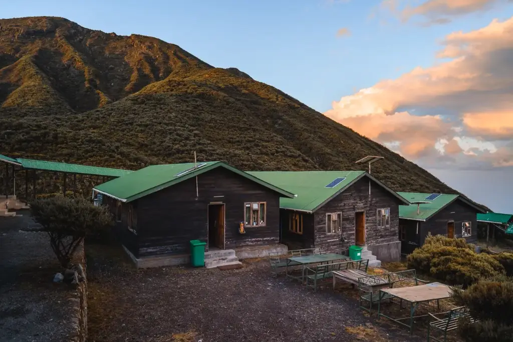 3-day-mount-meru-trek-itinerary2
