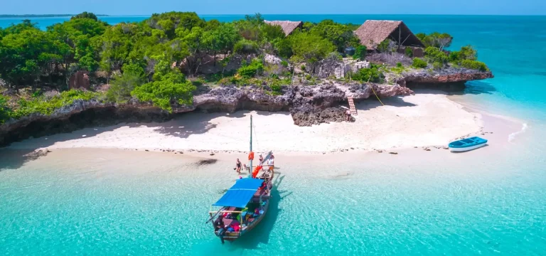 4 Days Pemba Island, Sleep in the Underwater Room